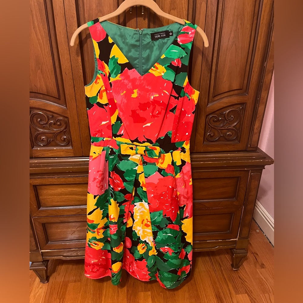 Teri jon rickie freeman floral dress